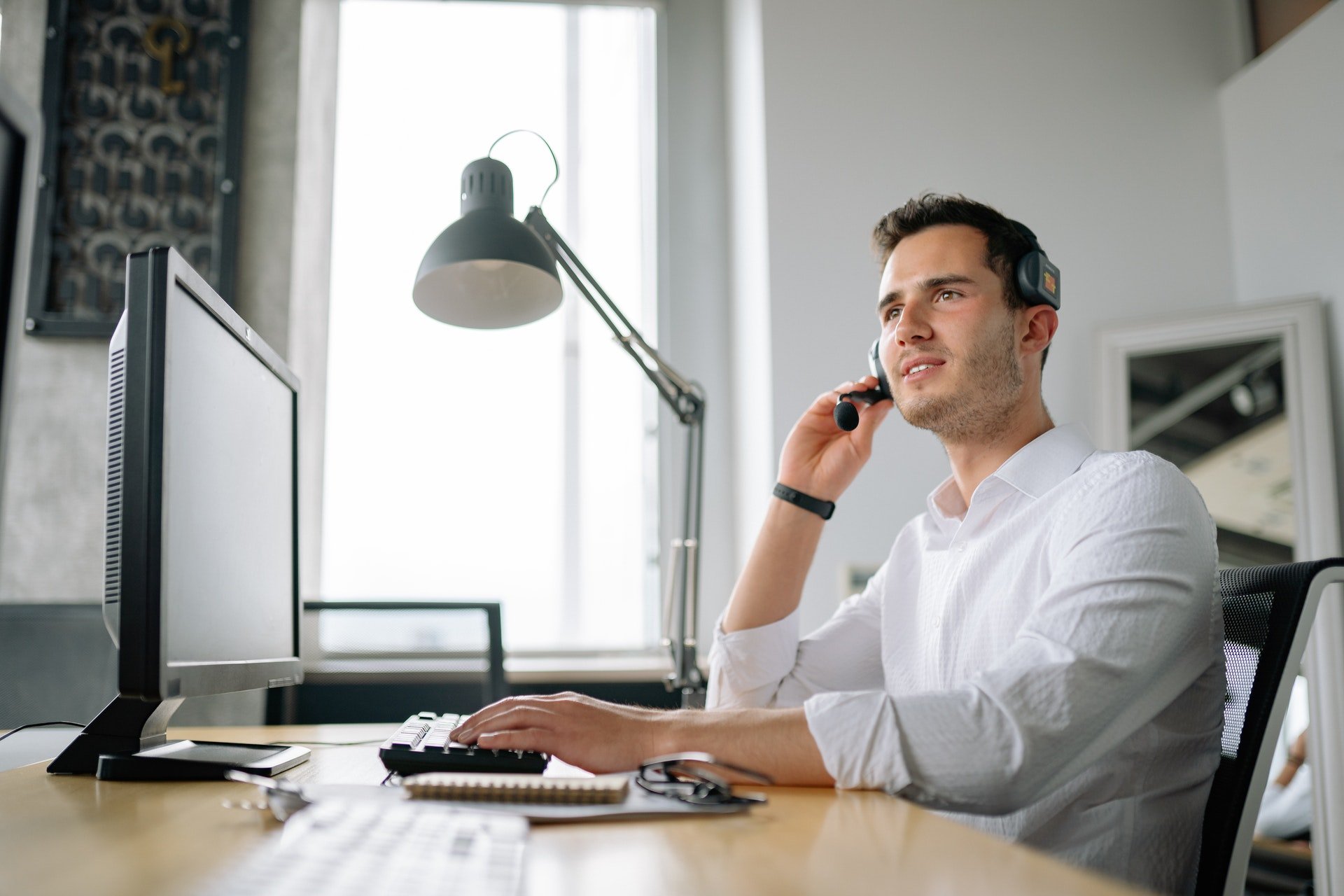 Neora 7: ¿Qué es una Mesa de Ayuda? ¿Cómo puede mejorar mi empresa con su implementación?