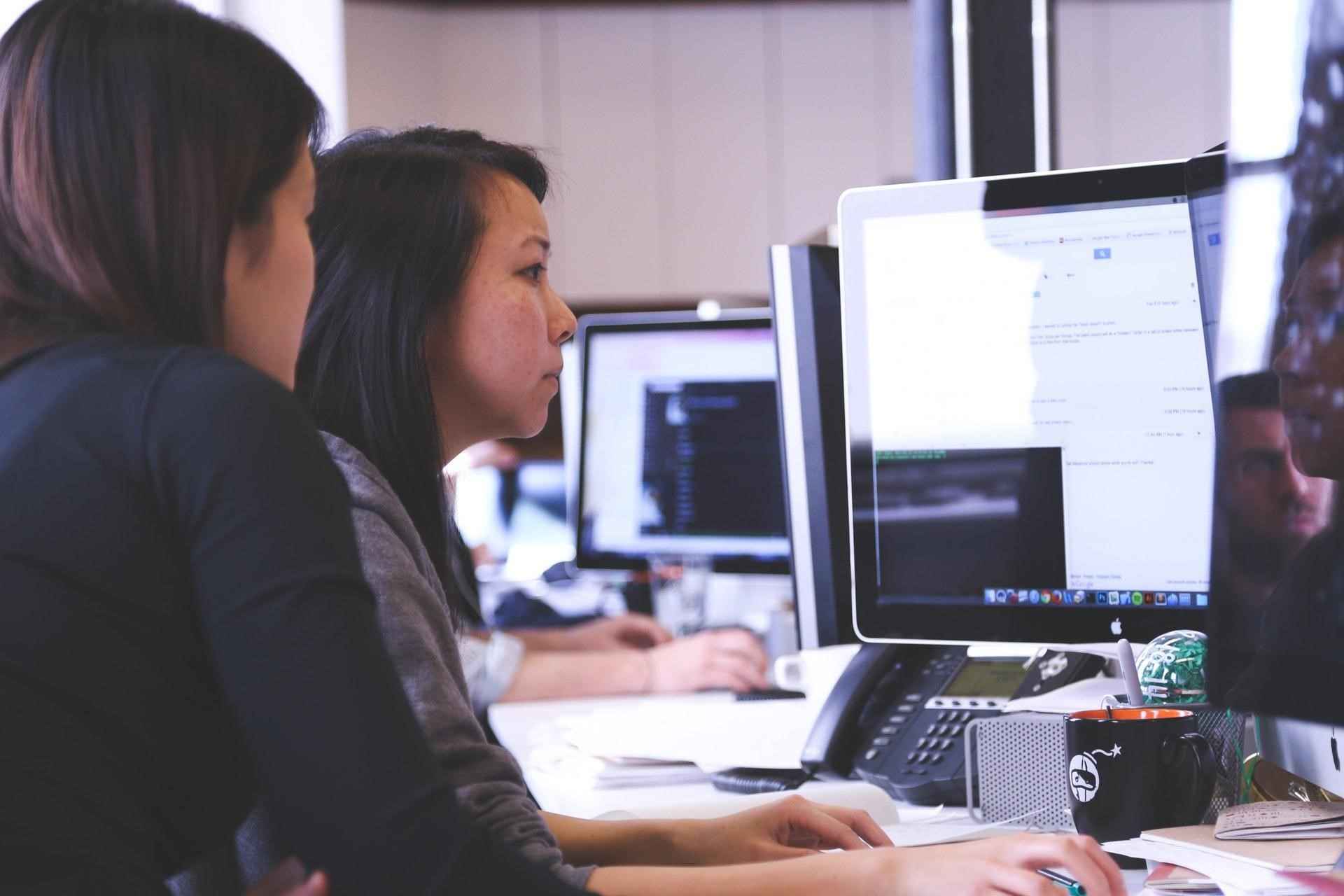 NEORA: ¿Es conveniente adquirir una Licencia de Software?