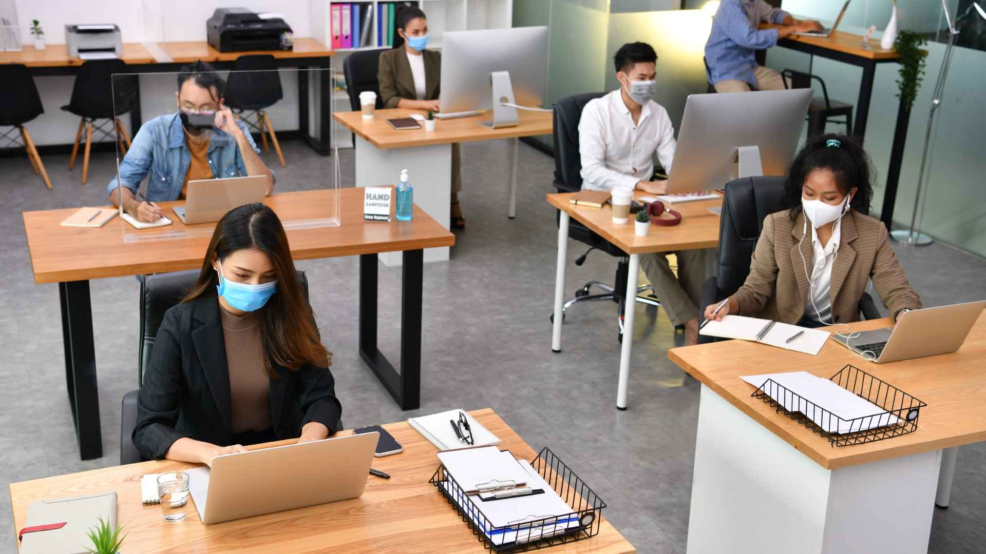 NEORA: Retorno a las oficinas ¿Sabes qué espacios adaptar en la empresa?